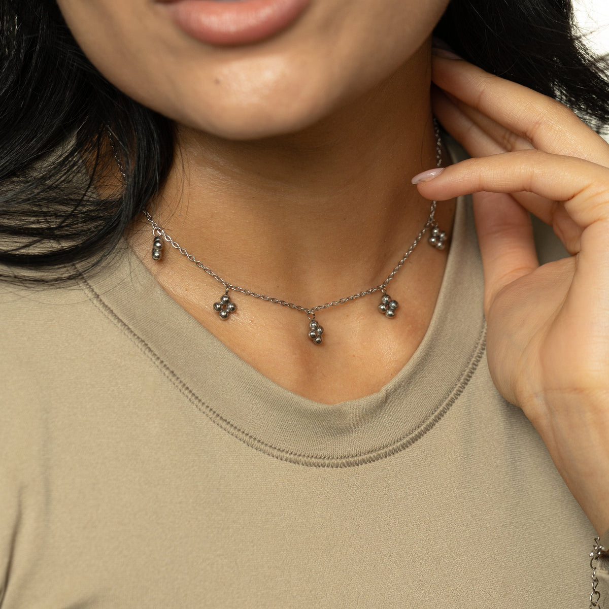 Henna Choker