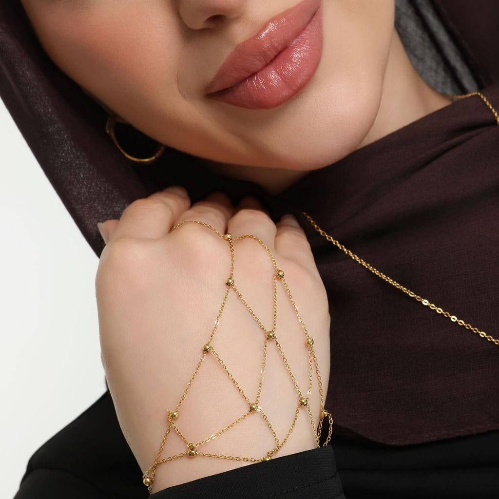 Keffiyeh Fishnet Hand Chain