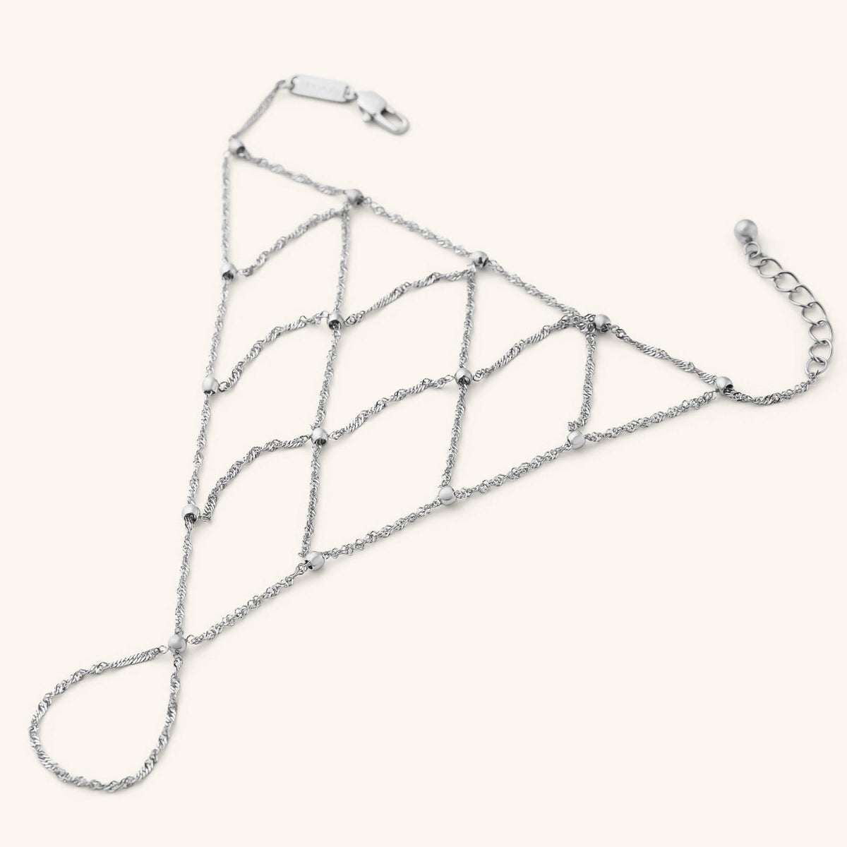 Keffiyeh Fishnet Hand Chain